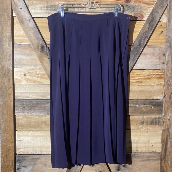 HOLD FOR NAN Hook Pleated Skirt Set Size 20W - Picture 5 of 8